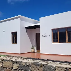 Hébergement de vacances Casa Tere Y Marcial, Tinajo